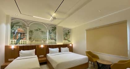 RAS VILAS PALACE - Beside Prem Mandir, Vrindavan