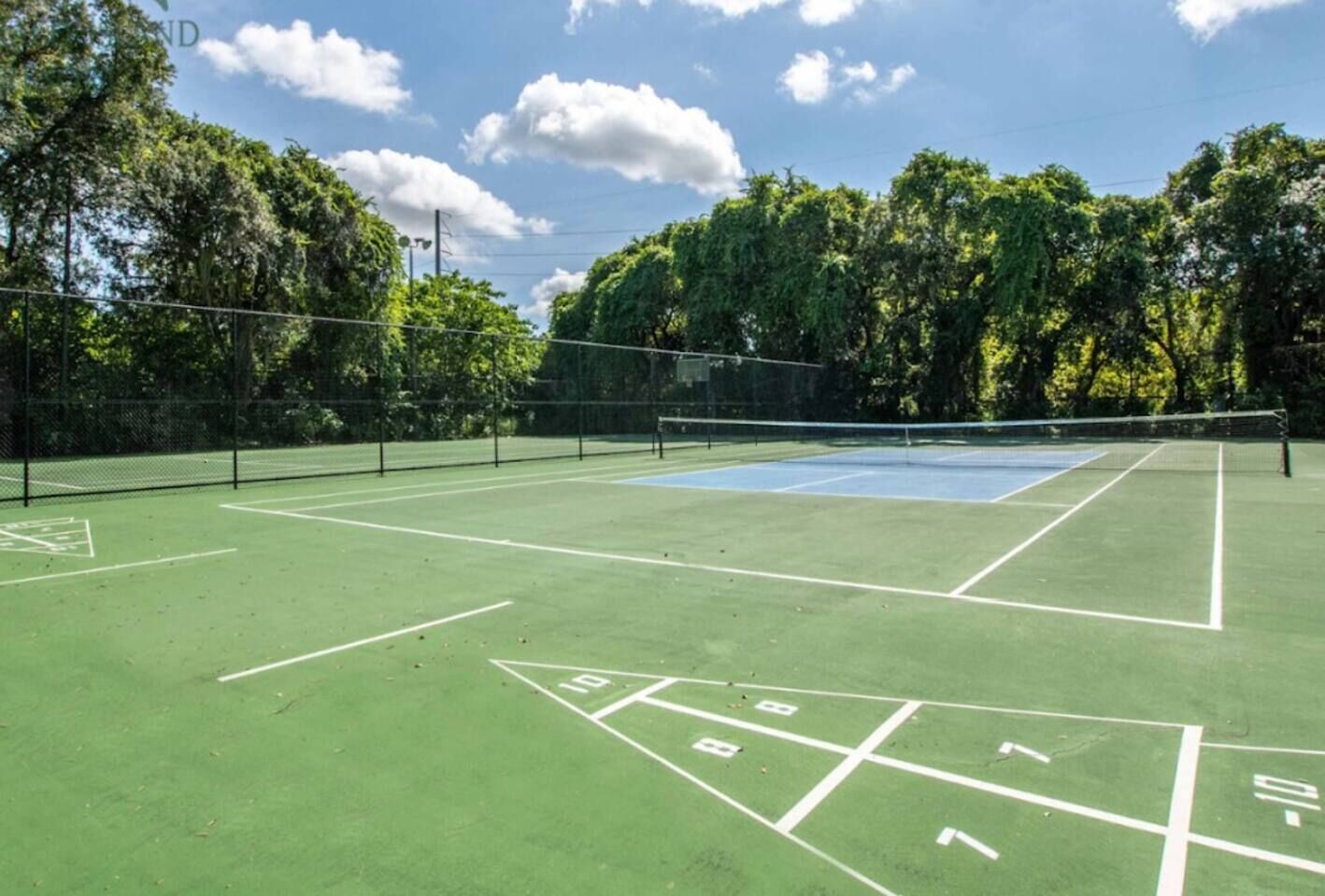 Sportplatz