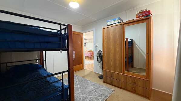4 chambres, draps fournis