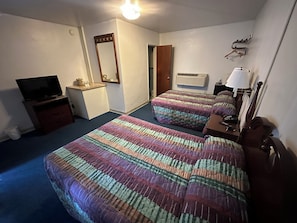 Room - Charming 1-bedroom Lodge room with AC in Four Oaks (Four Oaks)