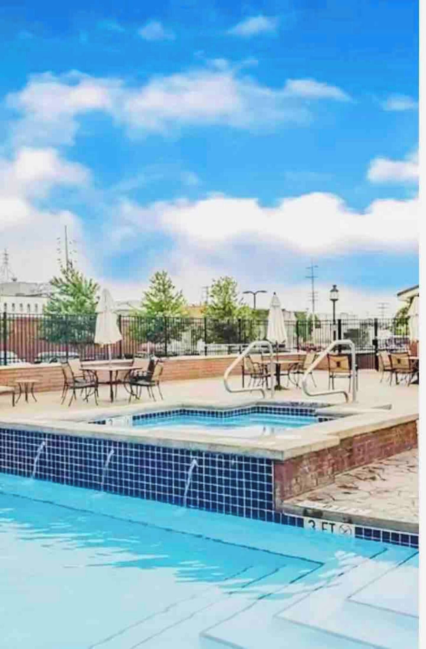 Beheizter Pool