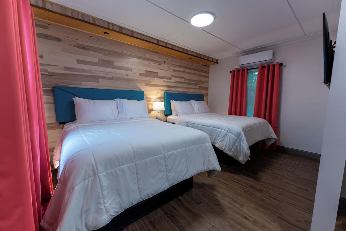Double Room, 2 Queen Beds, Courtyard View