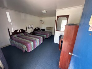 1 habitación, wifi y ropa de cama