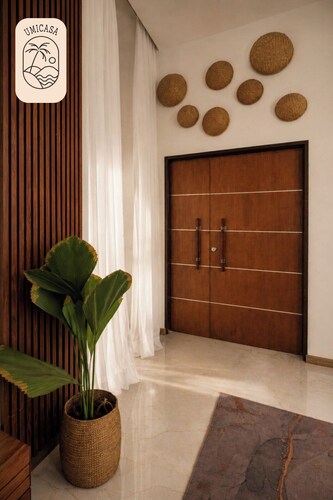 Bali-themed 3-bedroom homestay with AC in Kuala Terengganu