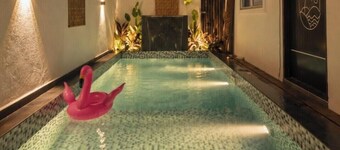 Bali-themed 3-bedroom homestay with AC in Kuala Terengganu