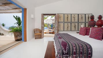 Deluxe Villa, Beach View | Premium bedding, in-room safe, desk, laptop workspace