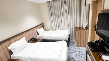 Chambre Deluxe Double ou avec lits jumeaux | Bureau, Wi-Fi gratuit