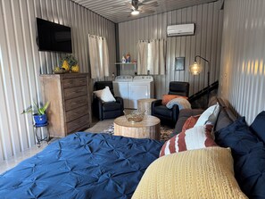 2 bedrooms, bed sheets