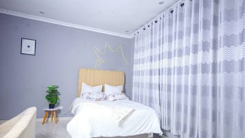 WiFi, bed sheets