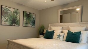 Classic House, 4 Bedrooms - Big Oak Beach House (Siesta Key)