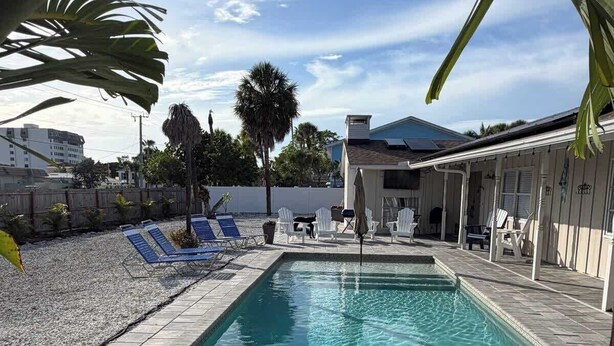 Classic House, 4 Bedrooms | Pool - Big Oak Beach House (Siesta Key)
