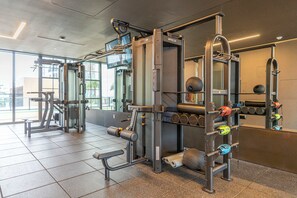 Fitness facility - Sky Spritz  Downtown, Pool, Gym, Full Service Tower (Miami)