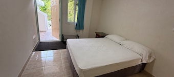 Peaceful fully furnished, air-conditioned 2-bedroom apartment in Soufriere