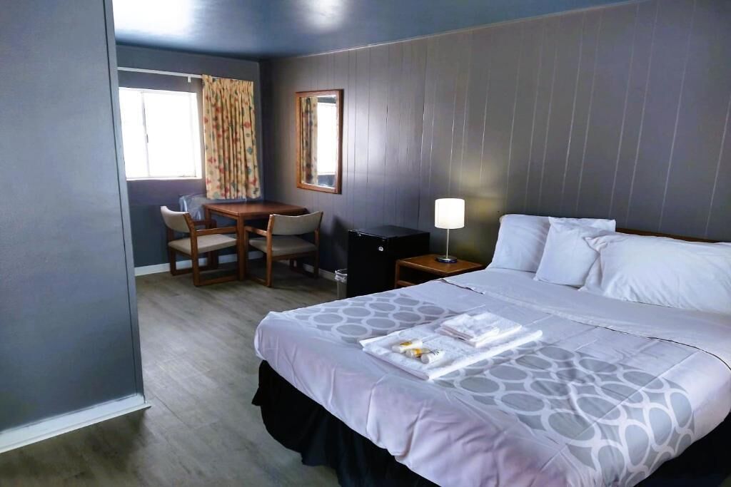 Economy Single Room