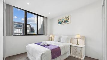 2 bedrooms, iron/ironing board, WiFi, bed sheets