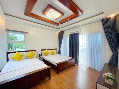 Highlights Taal Lakeview Resort