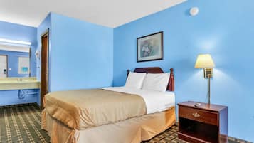 Deluxe Single Room, 1 Queen Bed, Non Smoking | Free WiFi