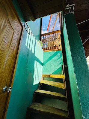 Cabaña, 2 habitaciones, para fumadores, patio | Interior