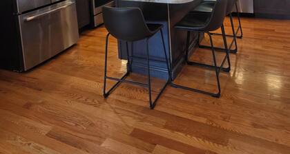 Luxury Woodland Retreat Game Room Sleeps 6 Near Providence