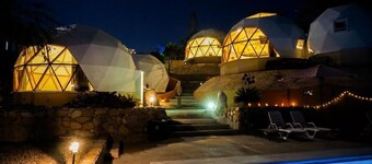 Los Domecitos - Geodesic Dome Retreat