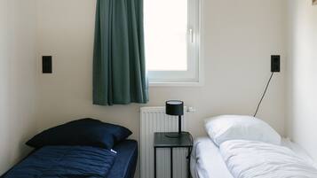 2 bedrooms, WiFi (free)