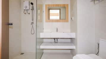 Luxury Room, Pool View | Bathroom | Shower, hair dryer, towels, soap