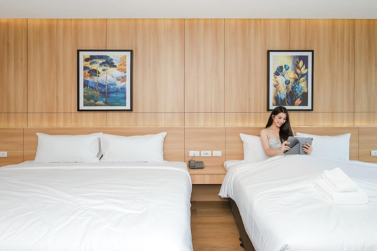 Family Suite Room | In-room safe, WiFi (free), bed sheets