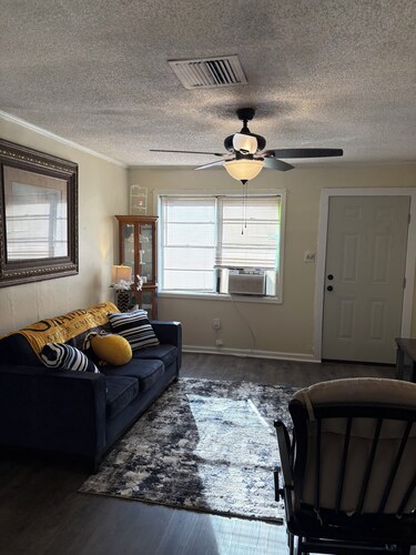 Freshly Renovated 3BR Retreat in Grambling.