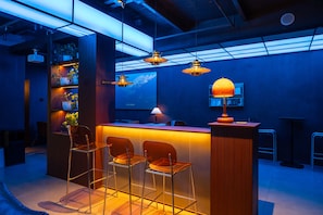 Lobby sitting area - Ru Wei Exquisite Hotel (Shanghai)