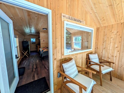 NEW Donnell Pond Cabin 2, kayak hiking, fishing
