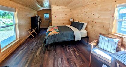 Cabin at the lake, Free Kayaks, Hiking & Fishing