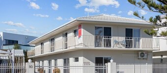 Esplanade Apartments | Ocean View Beachfront | West Beach