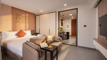 Apartment, 1 Bedroom, Balcony, City View | Desk, blackout curtains, free WiFi