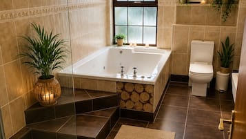 Luxury Studio Suite, Balcony, Sea View | Spa | Hot stone massages, deep-tissue massages, Swedish massages, massages