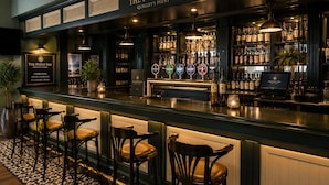 Bar (en la propiedad)