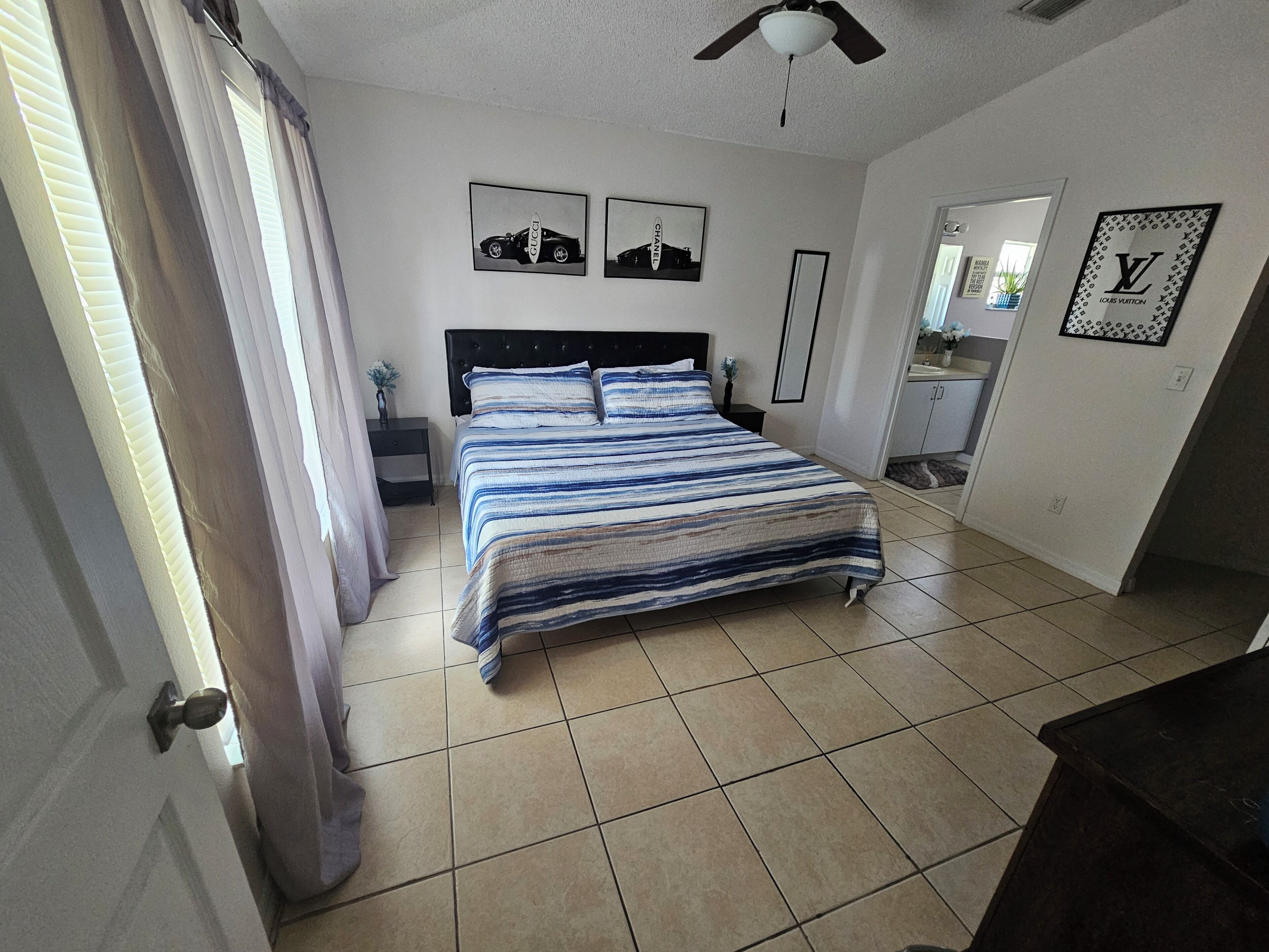 Desk, iron/ironing board, WiFi (free), bed sheets