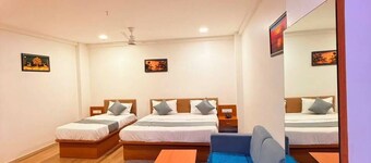 โรงแรม รอยัล อีลิท  