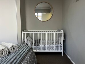 House | 2 bedrooms - Transit Nest - A 2brm Sepal Stay (Perth)