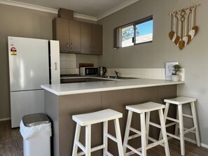 House | 2 bedrooms - Transit Nest - A 2brm Sepal Stay (Perth)