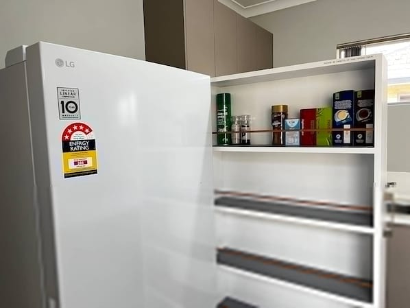 House | 2 bedrooms - Transit Nest - A 2brm Sepal Stay (Perth)