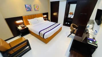 Kamar Double Deluks, balkon, pemandangan gunung | Brankas dan Wi-Fi gratis