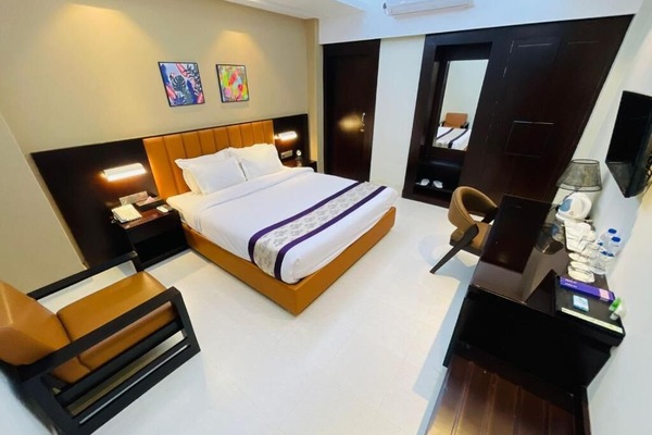Deluxe Double Room, Balcony, Mountain View | In-room safe, WiFi (free)
