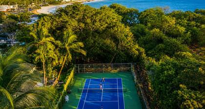 Hawaiian Princess Beachfront 1BR