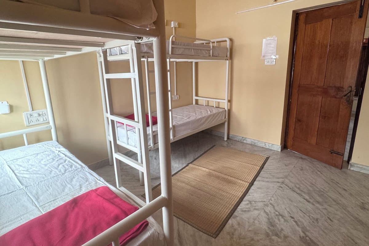 Ropa de cama de alta calidad y camas con efecto memoria