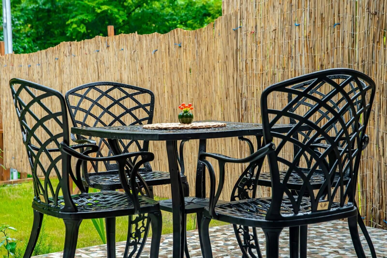 Deluxe Villa | Outdoor dining