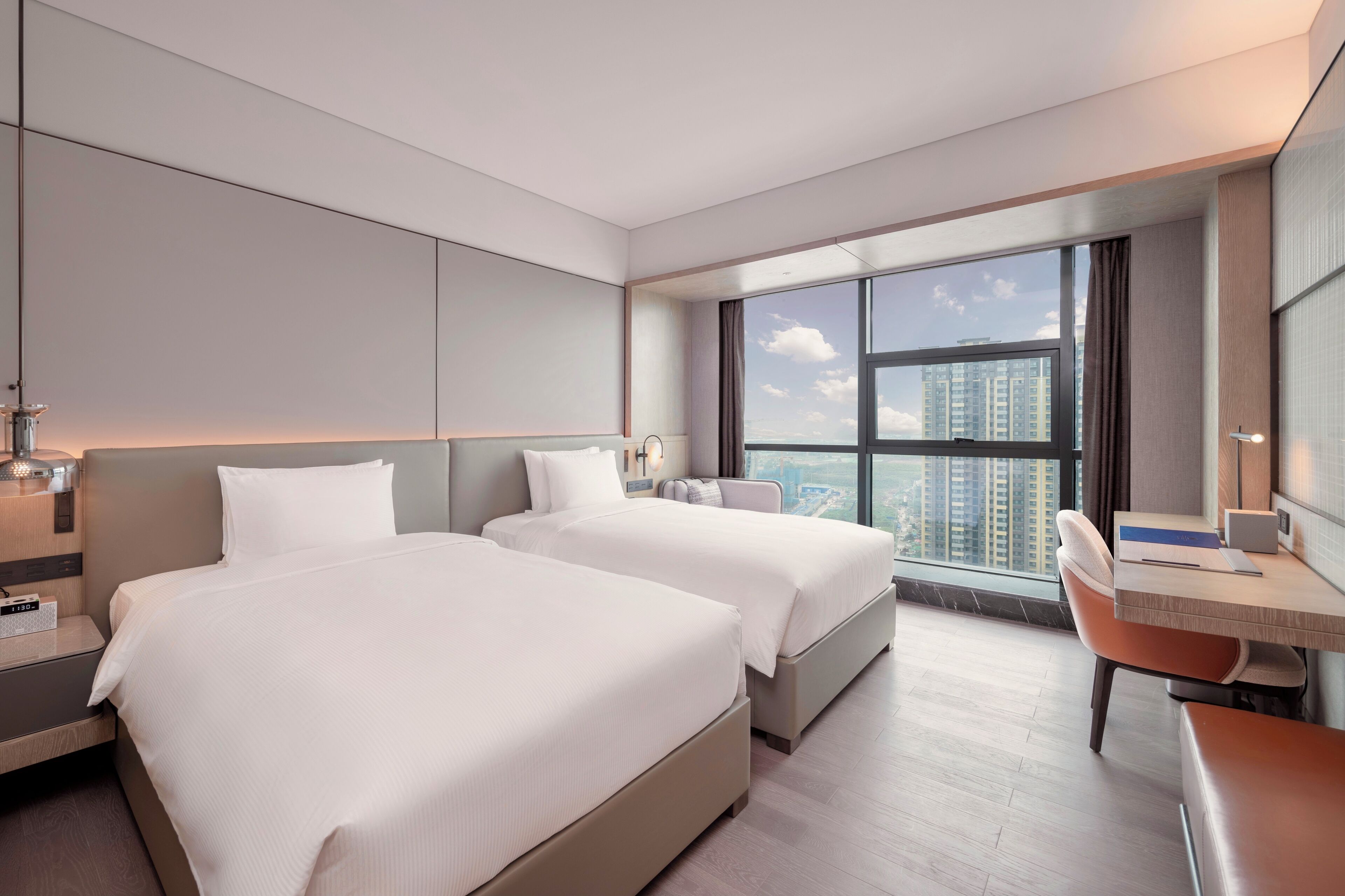 Executive Twin beds room | In-room safe, desk, blackout curtains, iron/ironing board
