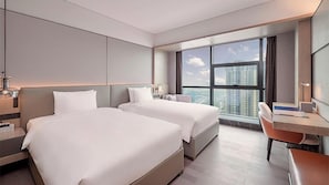In-room safe, desk, blackout curtains, iron/ironing board - Xian Fengdong Grand SkyLight Hotel (Xi'an)