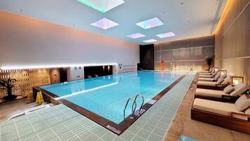 Piscine couverte