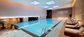 Xian Fengdong Grand SkyLight Hotel