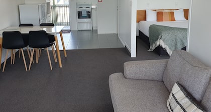 Ruakaka Beach Front Motel